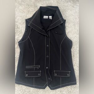 Zenergy by Chico’s Women’s Lightweight Black Zip Up Sleeveless Jacket Size 1.